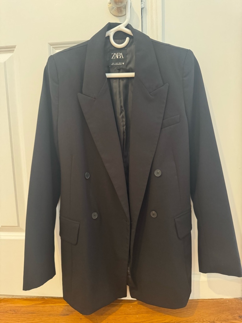 Zara Black Double-Breasted Blazer